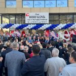 Mağaza Açılış Organizasyonu Paketleri | Balon Süsleme, Hostes, Garson ve Kırmızı Halı Dahil