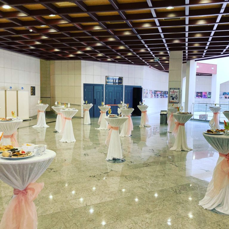 Bağlarbaşı Kültür Merkezi Nikah Kokteyli Organizasyonu – Şıklığın ve Zarafetin Buluşma Noktası