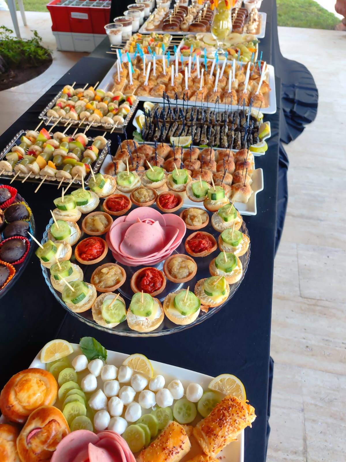 Eyüpsultan Catering Firmaları – Profesyonel Hizmetlerimiz ve 80 Kişilik Kokteyl Paketi