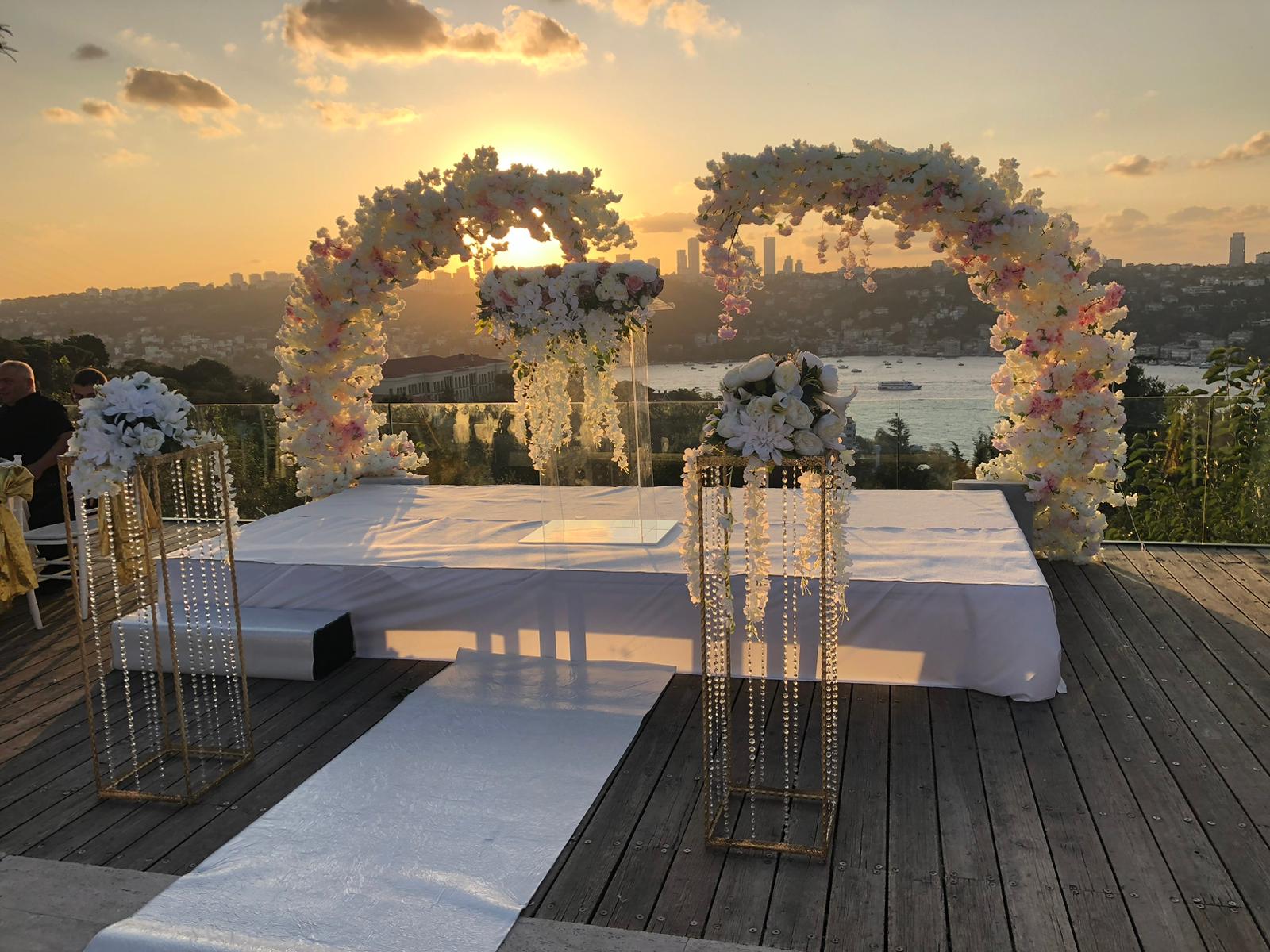 İstanbul Düğün & Nikah Kasrı Kokteylli ve Yemekli Organizasyonu | 5 VIP Paket
