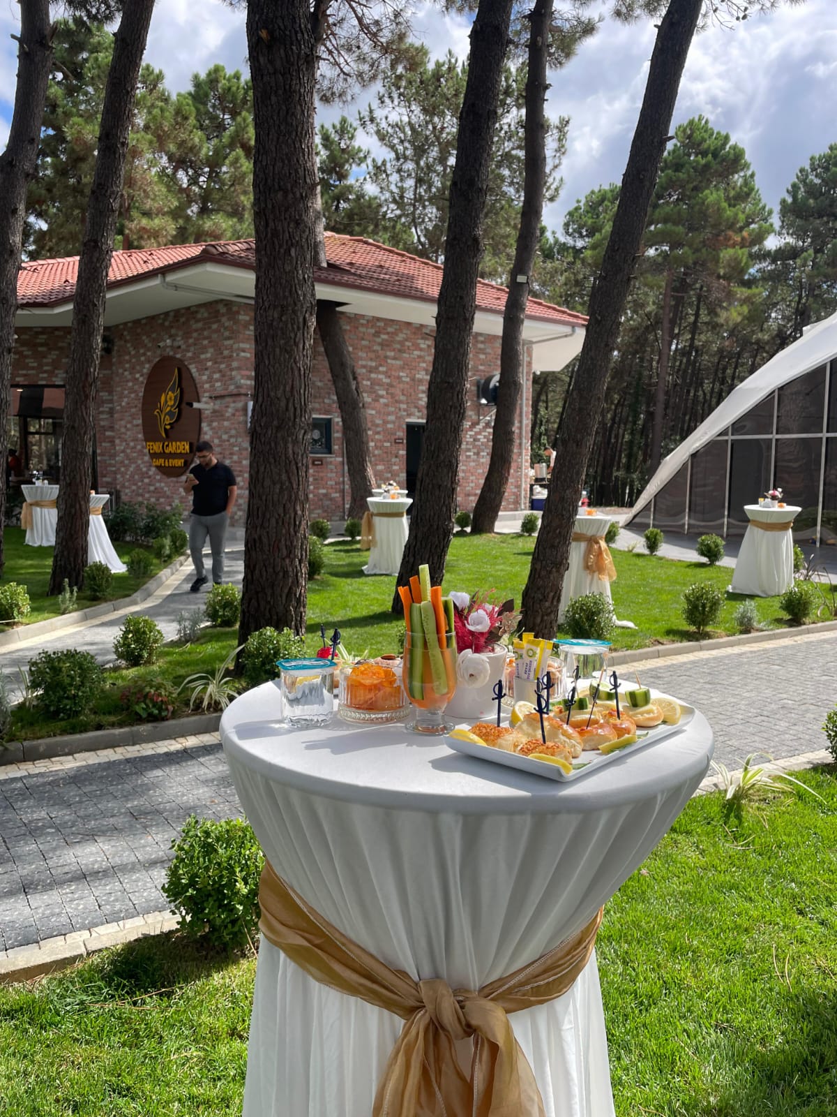 Düğün Kokteyli İçin Olması Gerekenler ve İndirimli 2026 Fiyatları