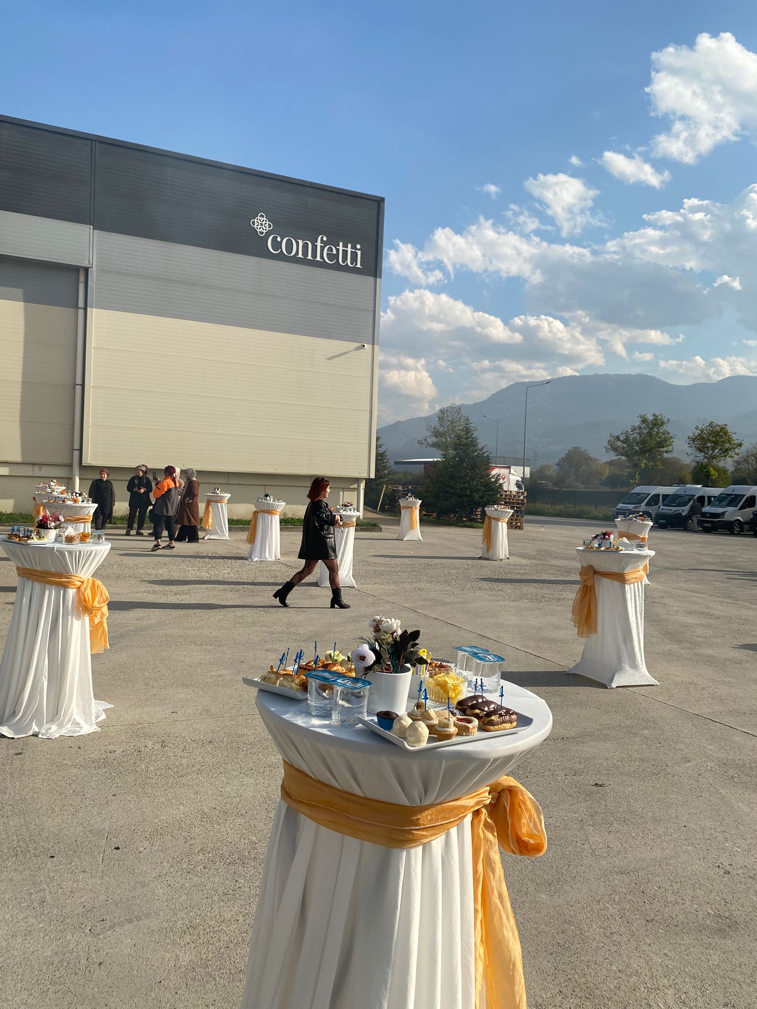 Kurumsal Ve Bireysel Etkinlikler İçin Sınırsız İçecekli Catering ve Kokteyl Hizmetleri