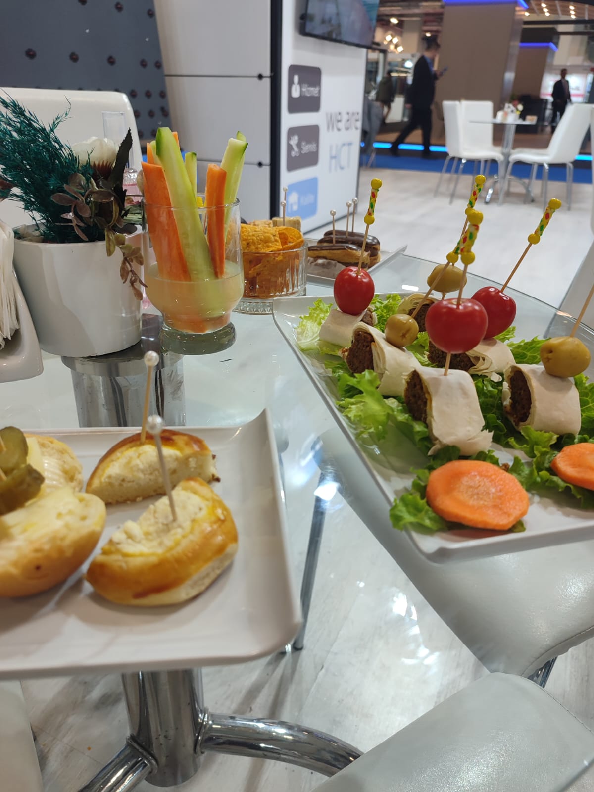 Uluslararası İstanbul Hırdavat Fuarı – VIP Stand Catering & Hostes Hizmeti