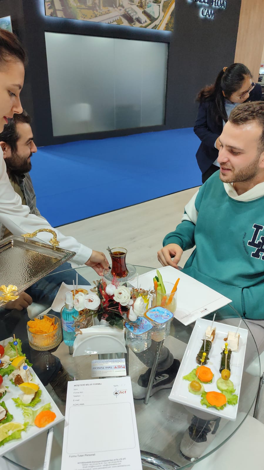 Fespa Eurasia 2025 Fuar Catering – Karşılama Hostesi ve Manken Temini