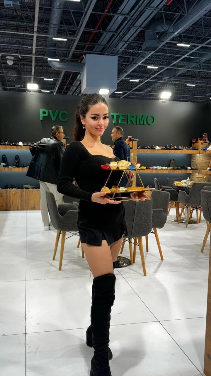 TÜYAP, İFM ve Haliç Kongre Merkezi Fuarlarında Catering ve Hostes Hizmetiyle Stand Yönetiminizi Daha Etkili Planlayın
