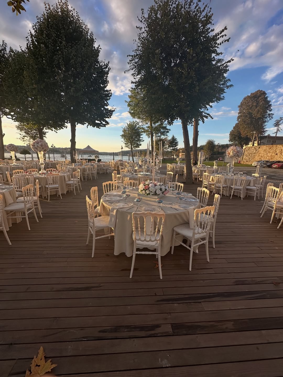 Zeytinburnu’nda Düğün, Nikah ve Kokteyl Catering Hizmetleri | Unutulmaz Davetler İçin Profesyonel Organizasyon