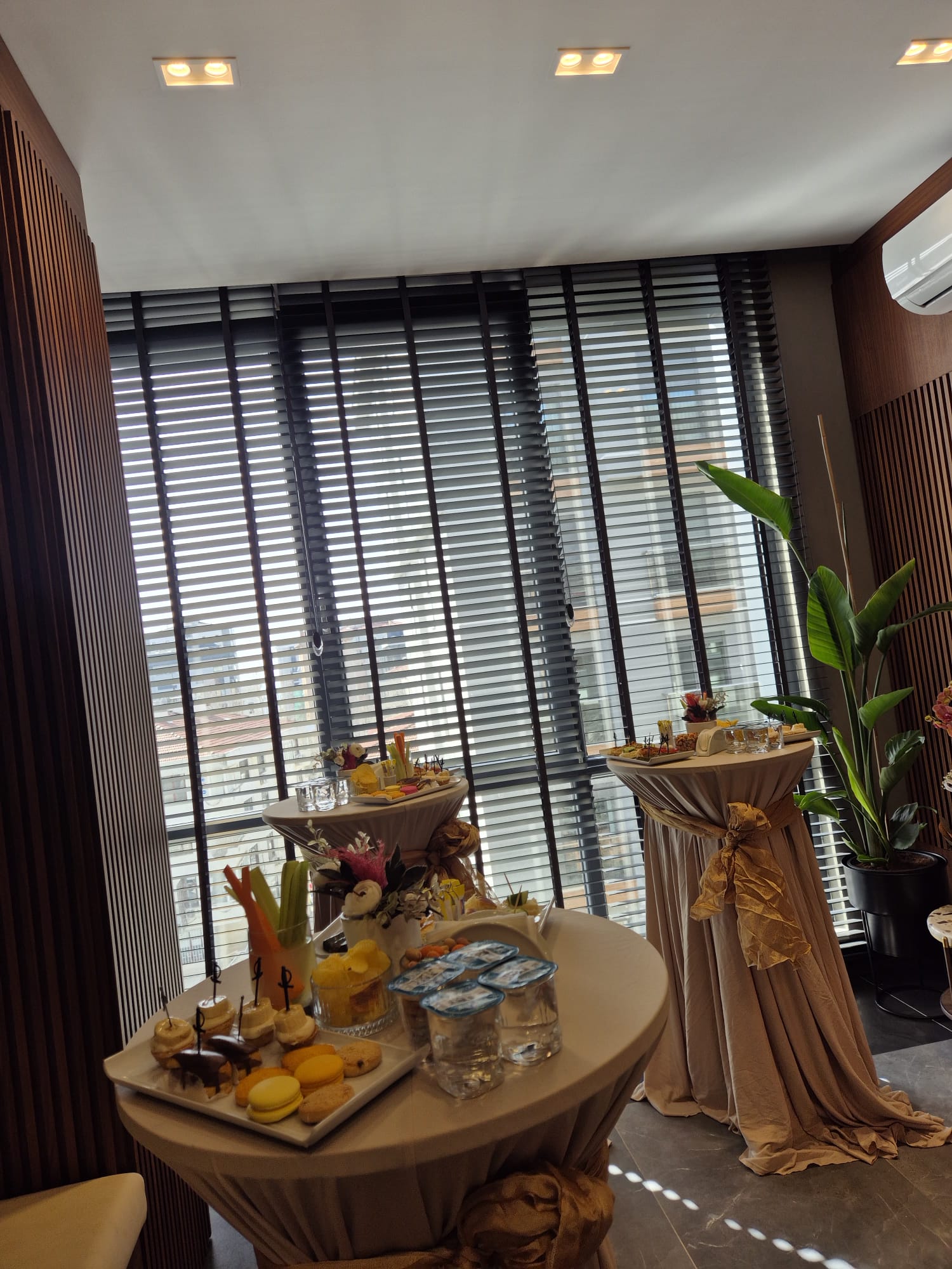 İstanbul Ofis Açılış Organizasyonu İçin Şeffaf Fiyat ve Hizmet Planı