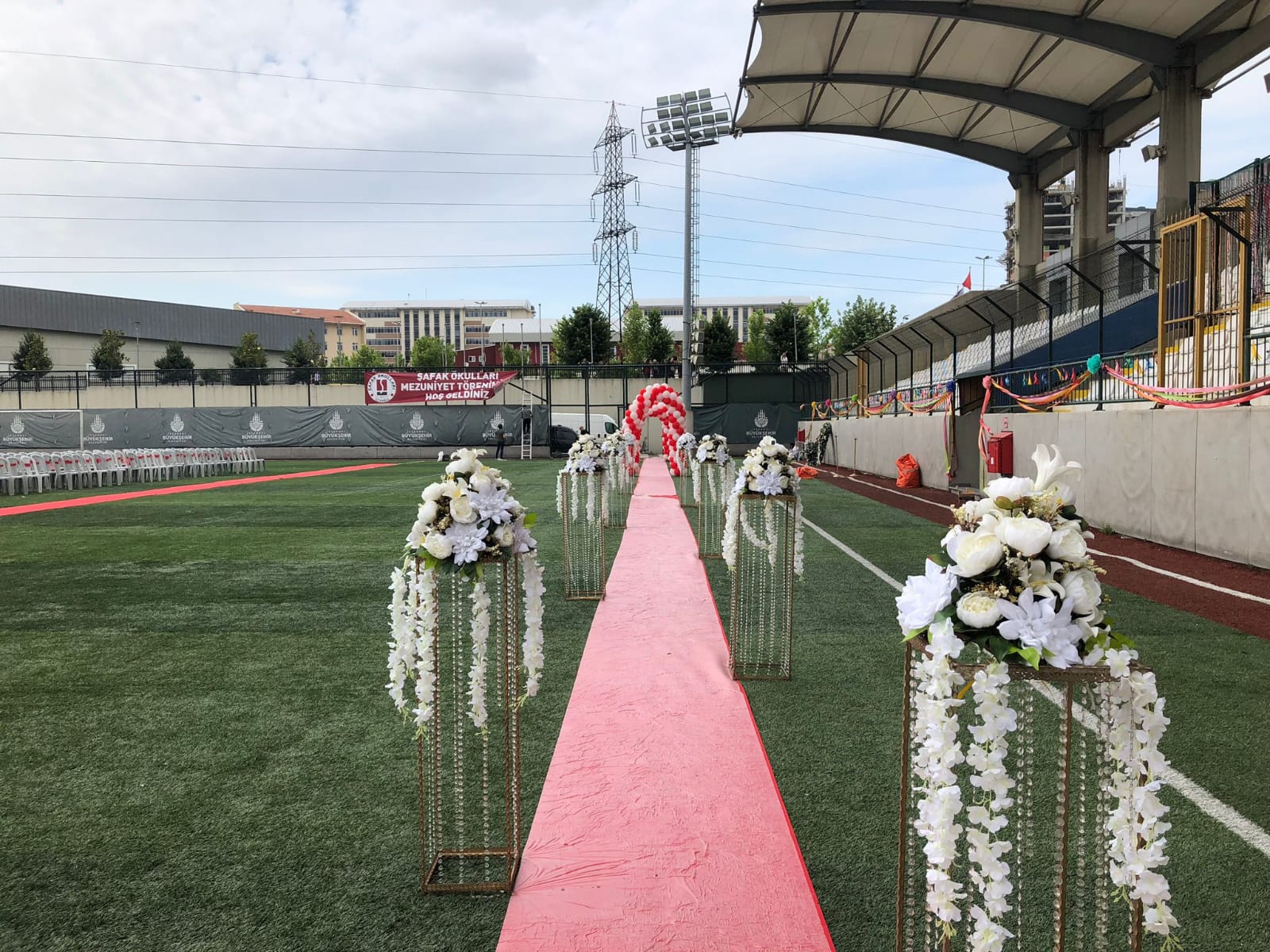 Beşiktaş Mezuniyet Organizasyonu Hizmeti ile Kutlamalarınızı Zahmetsiz ve Etkili Hale Getirin