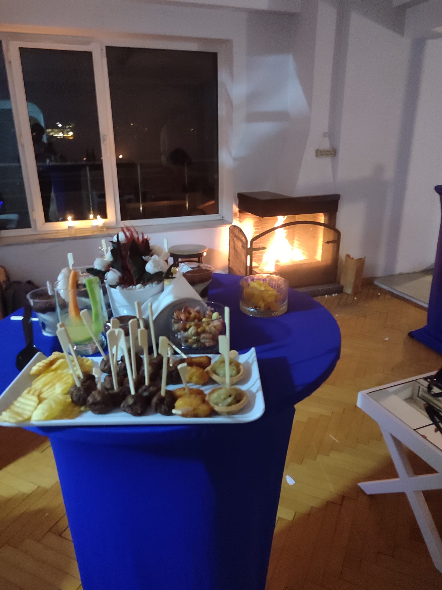 Çekmeköy Doğum Günü Organizasyonu – Genç ve Yetişkin Kokteyl & Yemek Paketleri