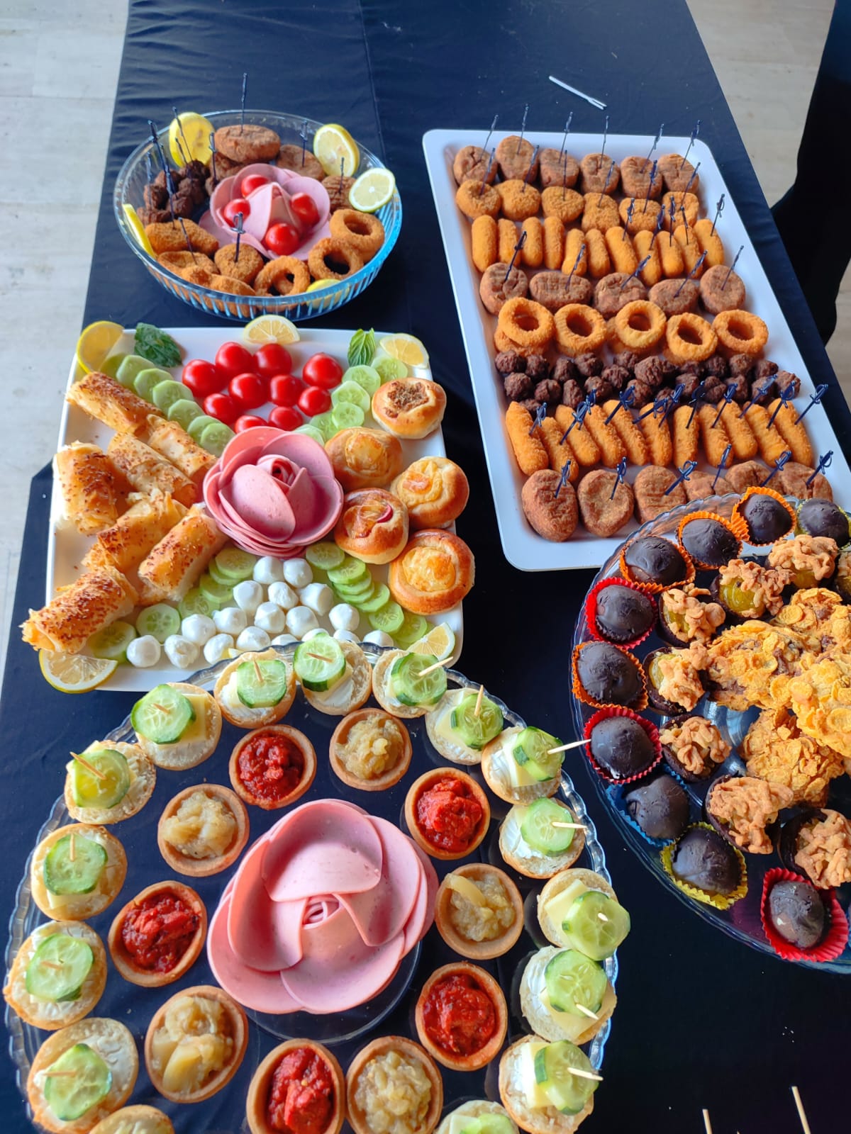 Zeytinburnu Catering Firmaları – Her Semtte Taze Kokteyl İkramları, Eksiksiz Organizasyon
