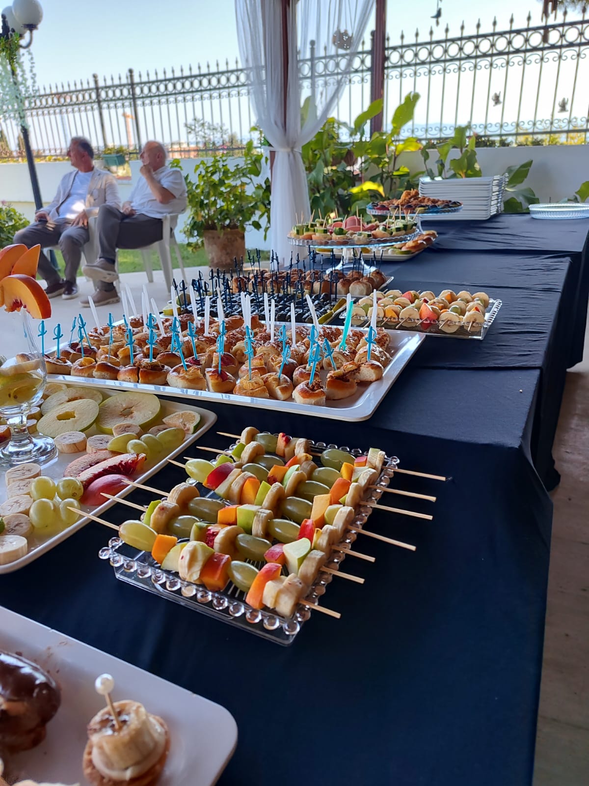 Evde Organizasyonun En Şık Hali: İstanbul Catering ve Kokteyl Fiyatları
