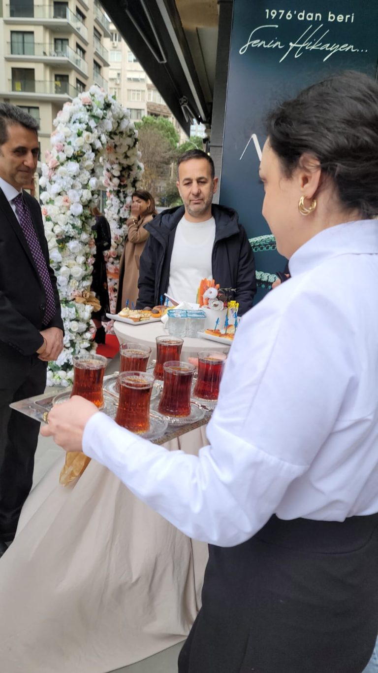 Fatih Eminönü Sultanahmet Karagümrük ve Aksaray’da Açılış Organizasyonu Planlamasında Profesyonel Destek Alın