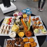 Fuar Etkinlikleri için Catering, Hostes ve Tanıtım Personeli ile Marka Gücünüzü Sahaya Yansıtın