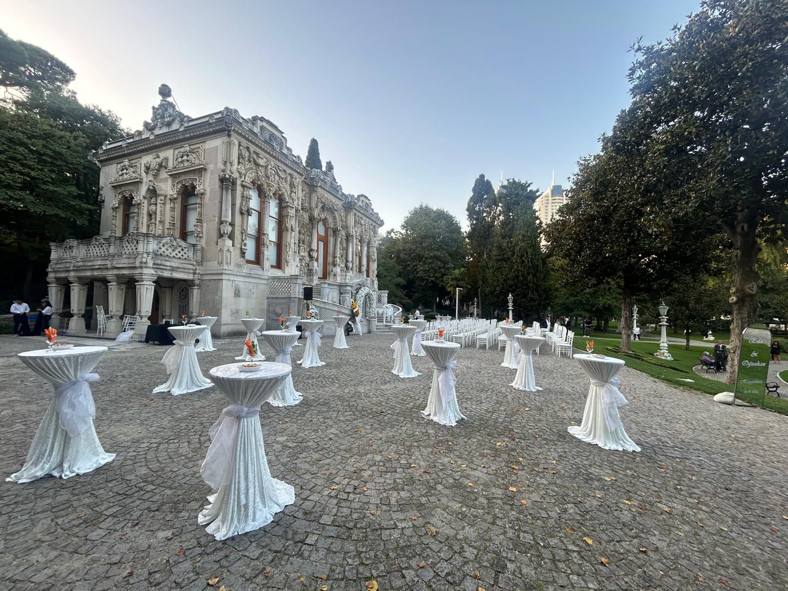 Beyoğlu Davet ve Kokteyl Organizasyonu – Sergi, AVM, Söz, Nişan, Nikah, Düğün