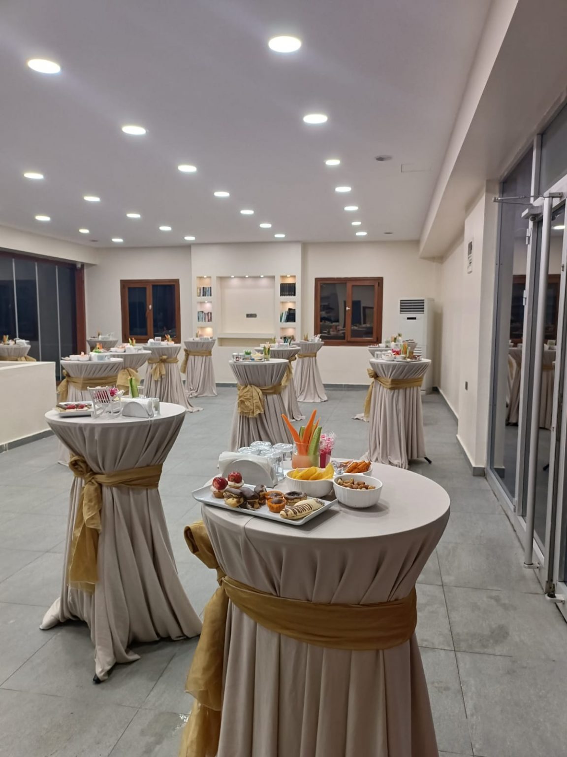 İstanbul Kokteyl Organizasyonu: Doğru Menü, Doğru Paket ve Fiyat Rehberi