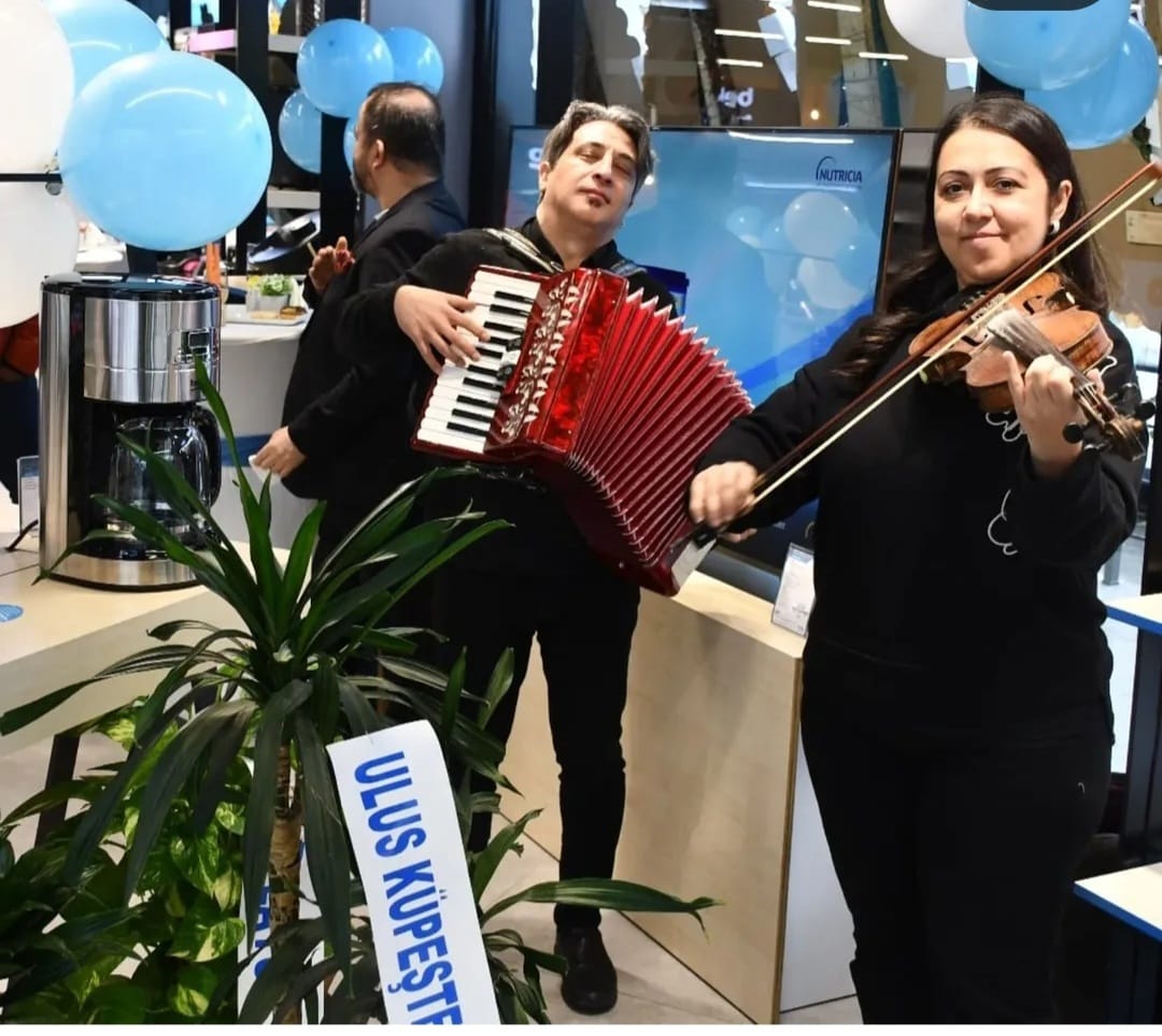 Şişli’de Etkinliklere Özel Canlı Müzik Grubu Kiralama ile Fark Yaratan Organizasyonlar