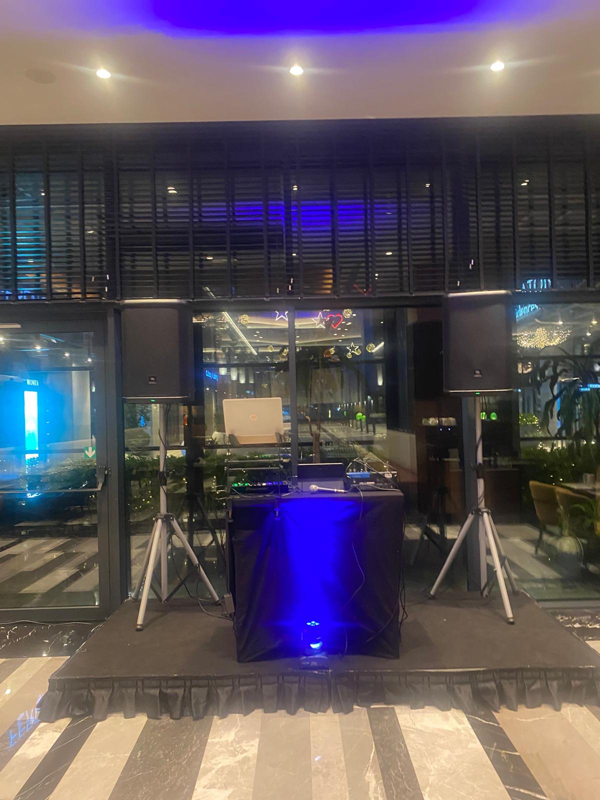 İstanbul Parti Organizasyonu 2026 Fiyatları DJ Ses Sistemi ve Kokteyl Hizmetleriyle Profesyonel Eğlence