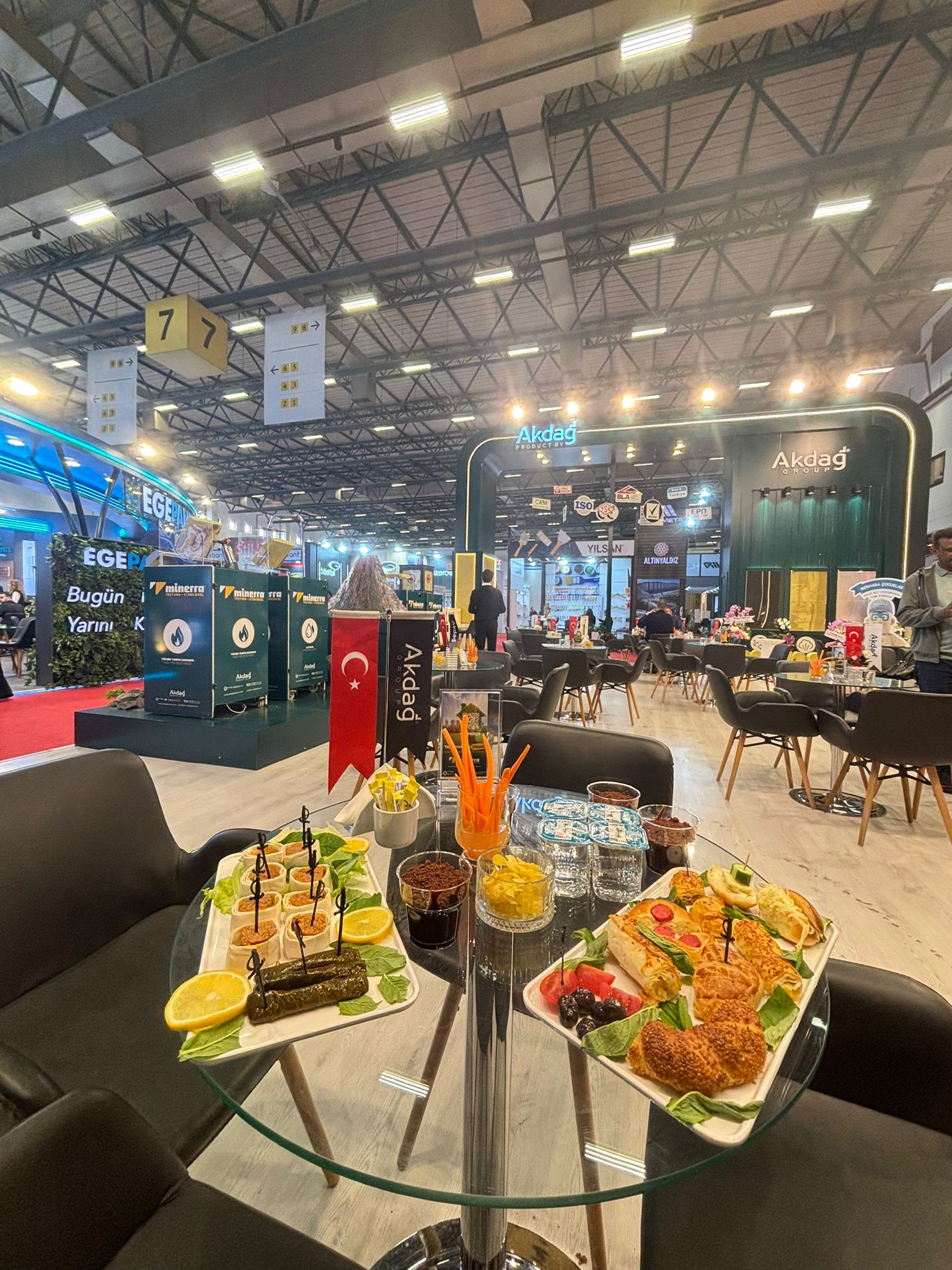 Kurumsal Etkinlikler İçin En İyi 10 Catering Organizasyon Paketiyle Fark Oluşturuyoruz